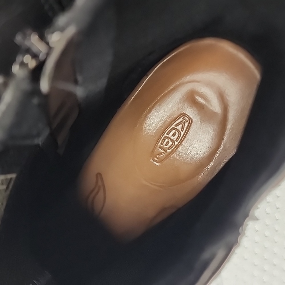 Keen black leather boots ladies 9.5 - Picture 6 of 7